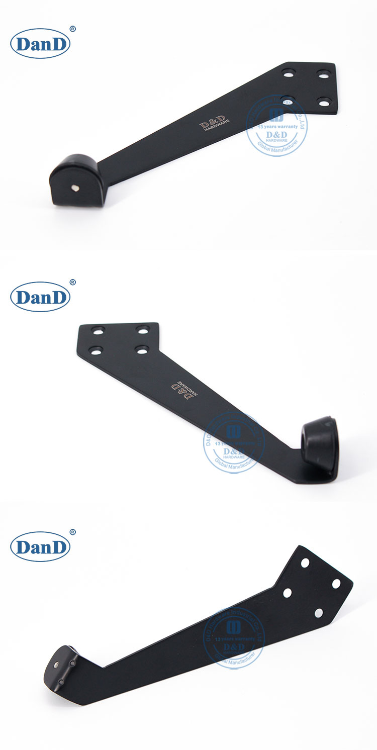 سدادة الباب الأسود الحديث