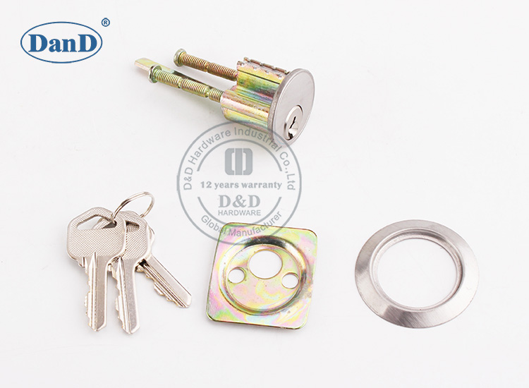 اسطوانة د و دي الأجهزة.