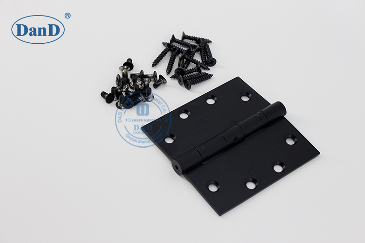 مفصلات الباب المربع الأسود