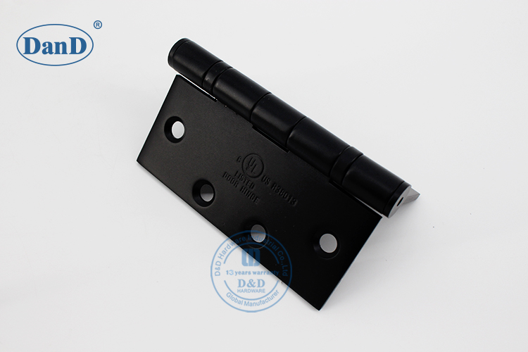 المفصلات السوداء للأبواب الداخلية