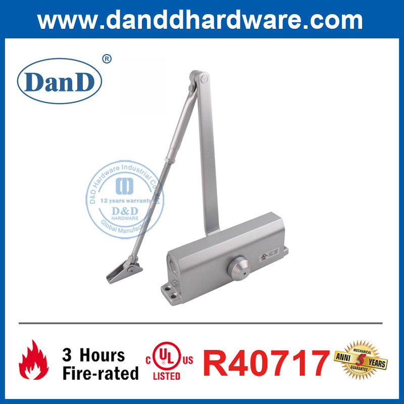 DDDC017