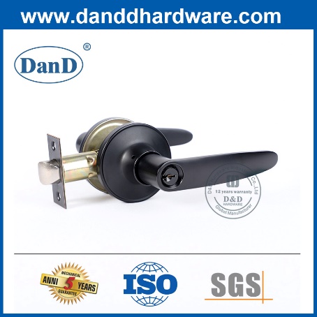 قفل الغابات مع مقبض