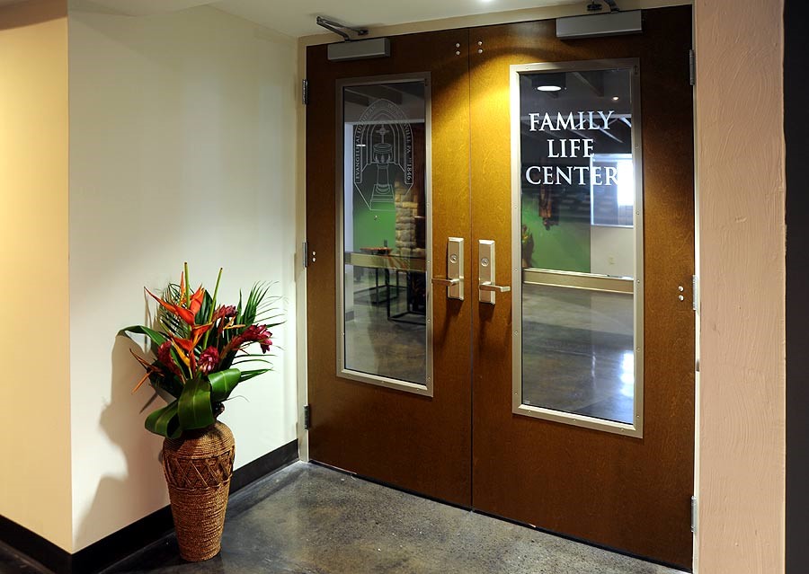 كيفية تثبيت مفصلات الباب بشكل صحيح على أجهزة Door-D و D